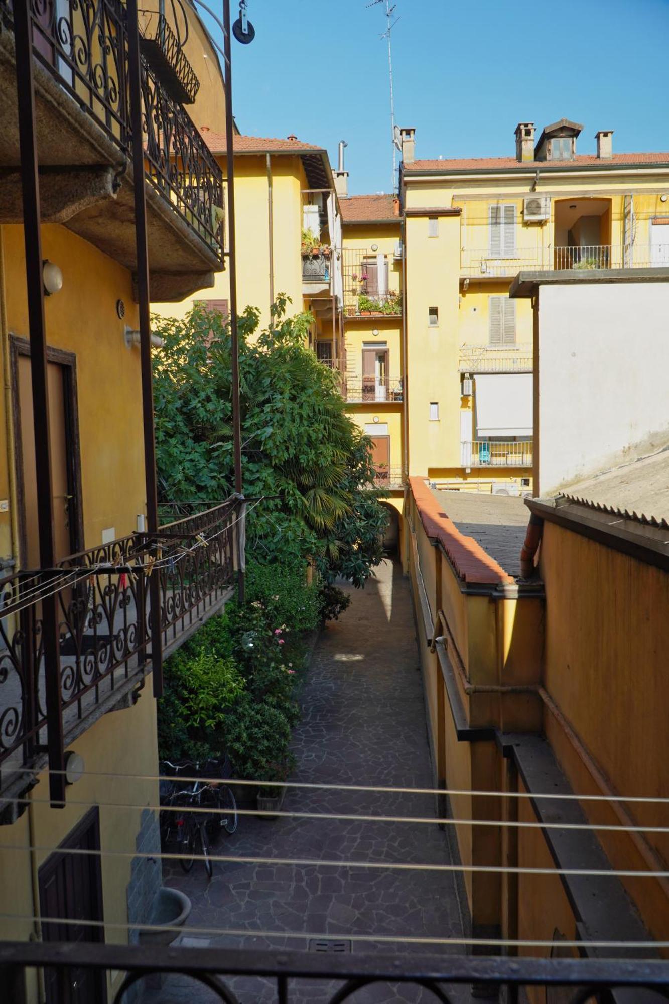 Apartment Loreto Cozy One Bedroom - 50 Mt From M1 Pasteur Metro Station Milan